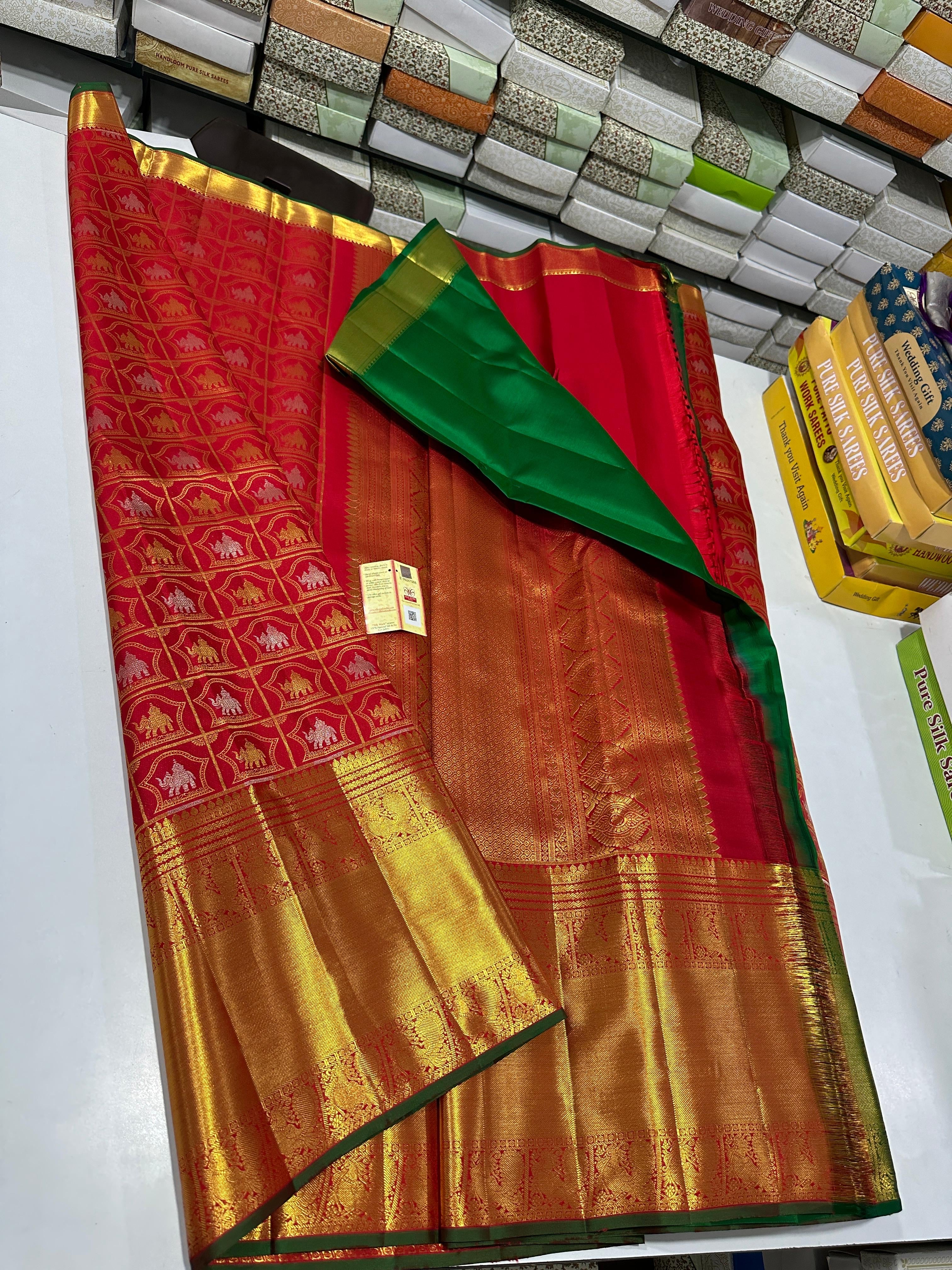 Classic Chilli Red & Green Elegance Kanchipuram Handloom Silk Saree SS24832