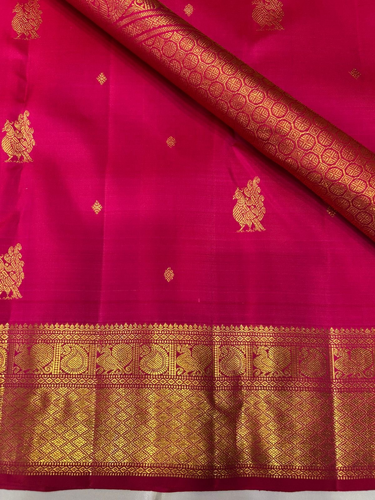 Classic Reddish Pink 2gm Zari Kanchipuram Handloom Silk Saree SS25838