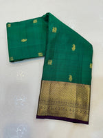 Load image into Gallery viewer, Classic Jade Green &amp; Aubergine Elegance Kanchipuram Handloom Silk Saree SS24321
