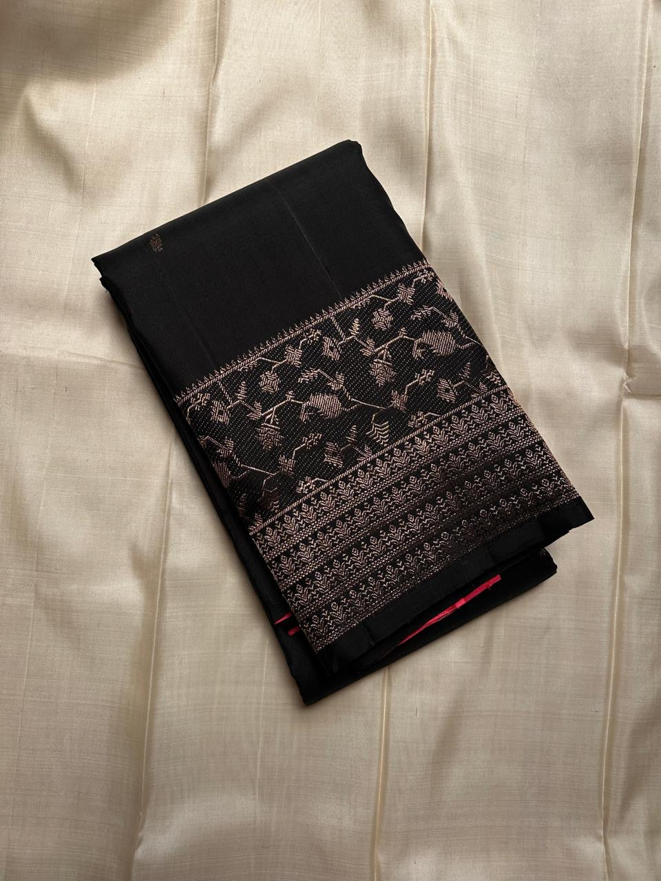 Classic Charcoal Black & Scarlet Rose Kanchipuram Handloom Silk Saree SS25911