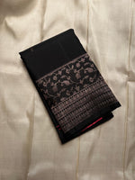 Load image into Gallery viewer, Classic Charcoal Black &amp; Scarlet Rose Kanchipuram Handloom Silk Saree SS25911
