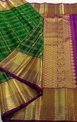 Load image into Gallery viewer, Classic Green &amp; Vadamalli Bridal Elegance Kanchipuram Handloom Silk Saree SS23587
