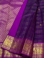 Load image into Gallery viewer, Classic Eminence Violet &amp; Fuchsia Pink 2gm Zari Vaira Oosi Elegance Kanchipuram Handloom Silk Saree SS25324
