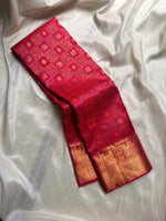 Load image into Gallery viewer, Classic Berry Pink Red Bridal Elegance Kanchipuram Handloom Silk Saree SS26223
