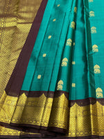 Load image into Gallery viewer, Classic Timber Green &amp; Charcoal Black 2gm Zari Elegance Kanchipuram Handloom Silk Saree SS24698
