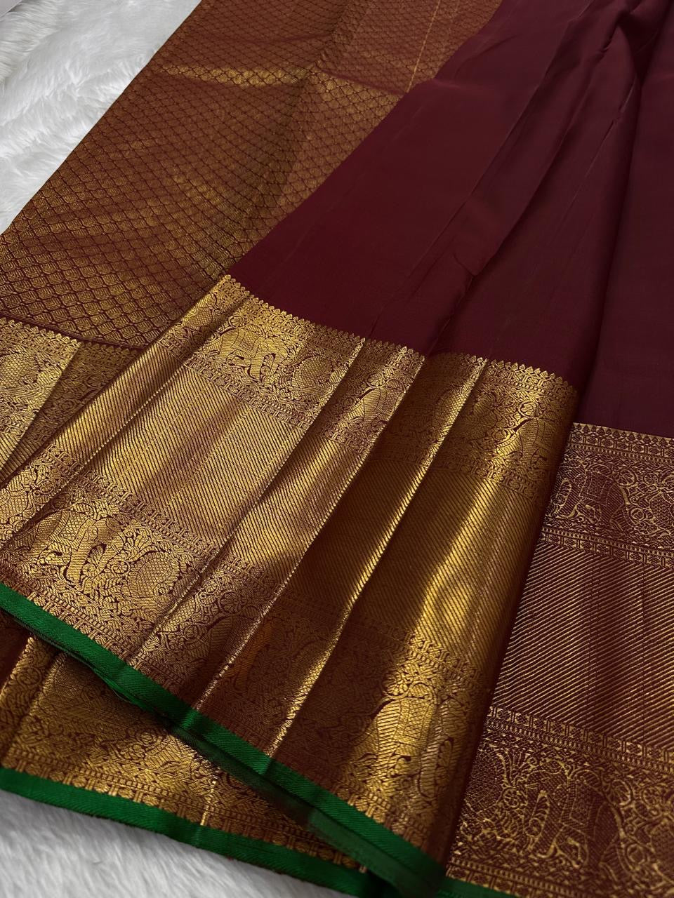 Classic Barn Red 2gm Zari Bridal Elegance Kanchipuram Handloom Silk Saree SS26272