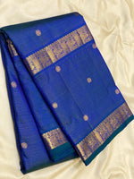Load image into Gallery viewer, Classic Peacock Blue 2gm Zari Vaira Oosi Kanchipuram Handloom Silk Saree SS26511

