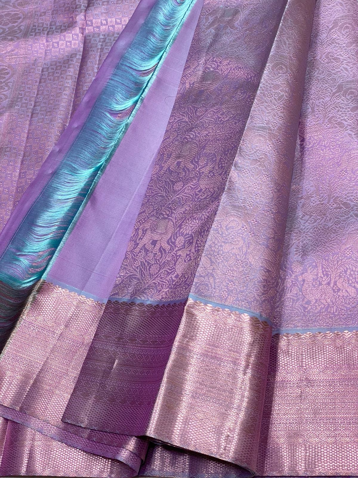 Classic Lavender 2gm Antique Zari Bridal Elegance Kanchipuram Handloom Silk Saree SS25322