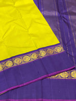 Load image into Gallery viewer, Classic Olive Green &amp; Violet 2gm Zari Elegance Kanchipuram Handloom Silk Saree SS25305
