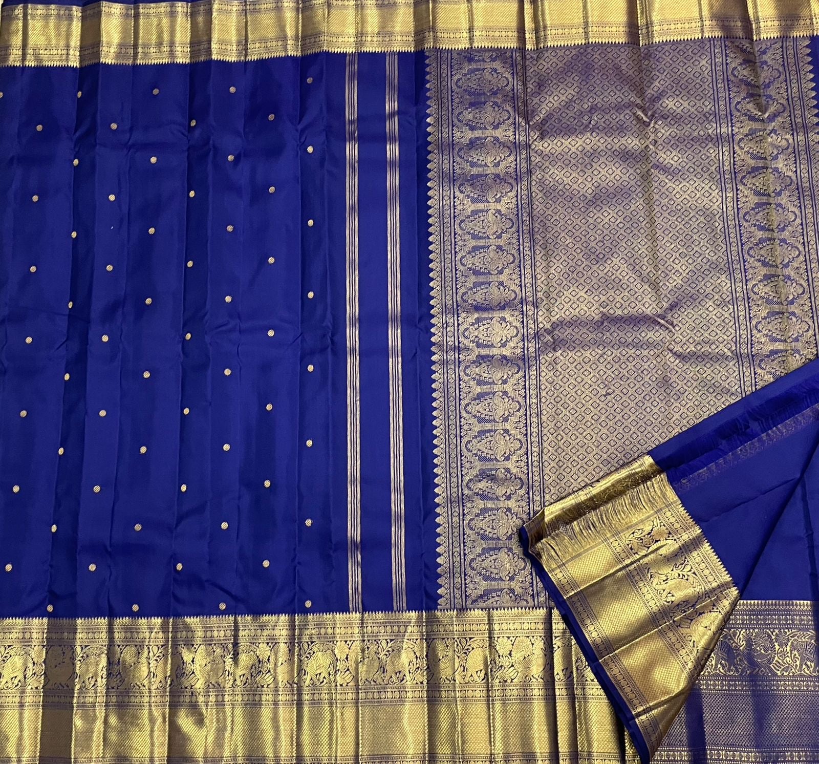 Classic Navy Blue 1gm Vintage Kanchipuram Handloom Silk Saree SS26277