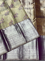 Load image into Gallery viewer, Classic Oatmeal Beige &amp; Berry Purple 2gm Zari Bridal Elegance Kanchipuram Handloom Silk Saree SS25269

