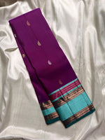 Load image into Gallery viewer, Classic Grape Purple &amp; Timber Green 2gm Zari Elegance Kanjivaram Handloom Silk Saree SS22936
