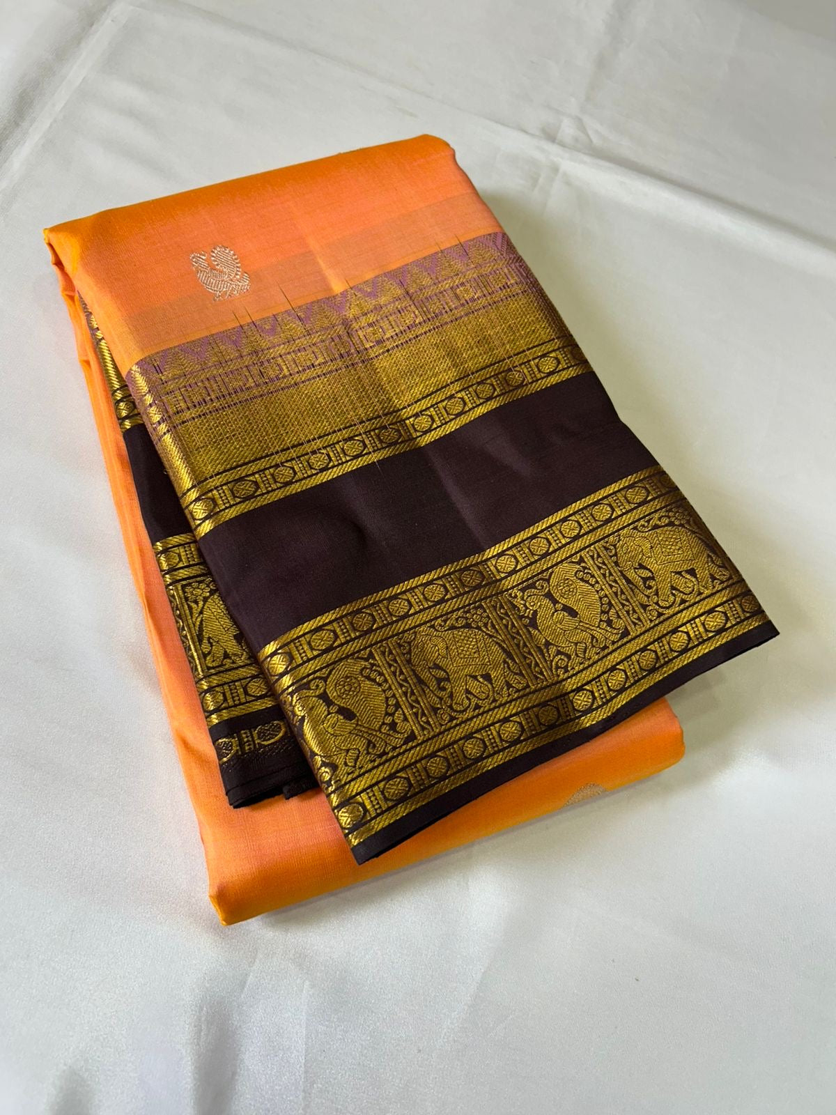 Classic Pastel Orange & Espresso 2gm Zari Elegance Kanchipuram Handloom Silk Saree SS23782