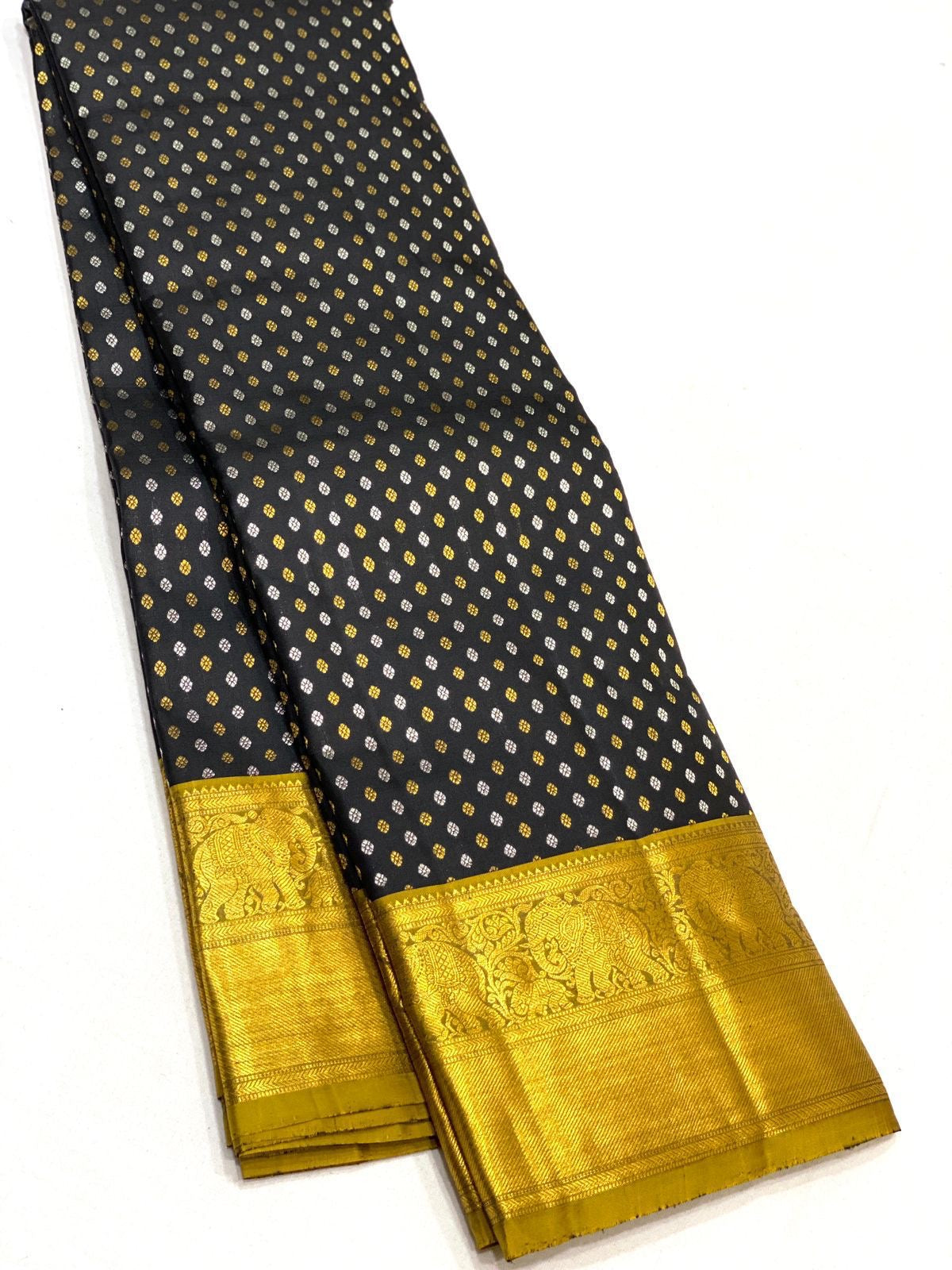 Rave Black & Mustard 2gm Zari Elegance Kanchipuram Handloom Silk Saree SS20519