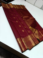 Load image into Gallery viewer, Classic Ruby Red 2gm Zari Vaira Oosi Bridal Elegance Kanchipuram Handloom Silk Saree SS27115
