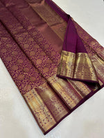 Load image into Gallery viewer, Classic Wine Red Bridal Elegance Kanchipuram Handloom Silk Saree SS26639
