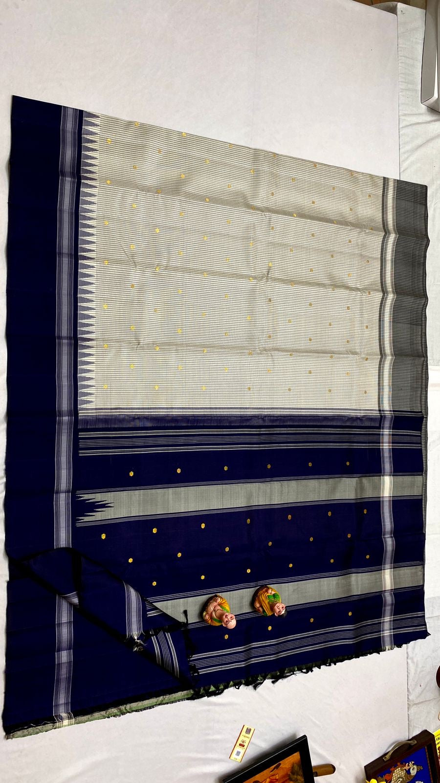 Classic Silver Grey & Navy Blue Kanchipuram Handloom Silk Saree SS26259
