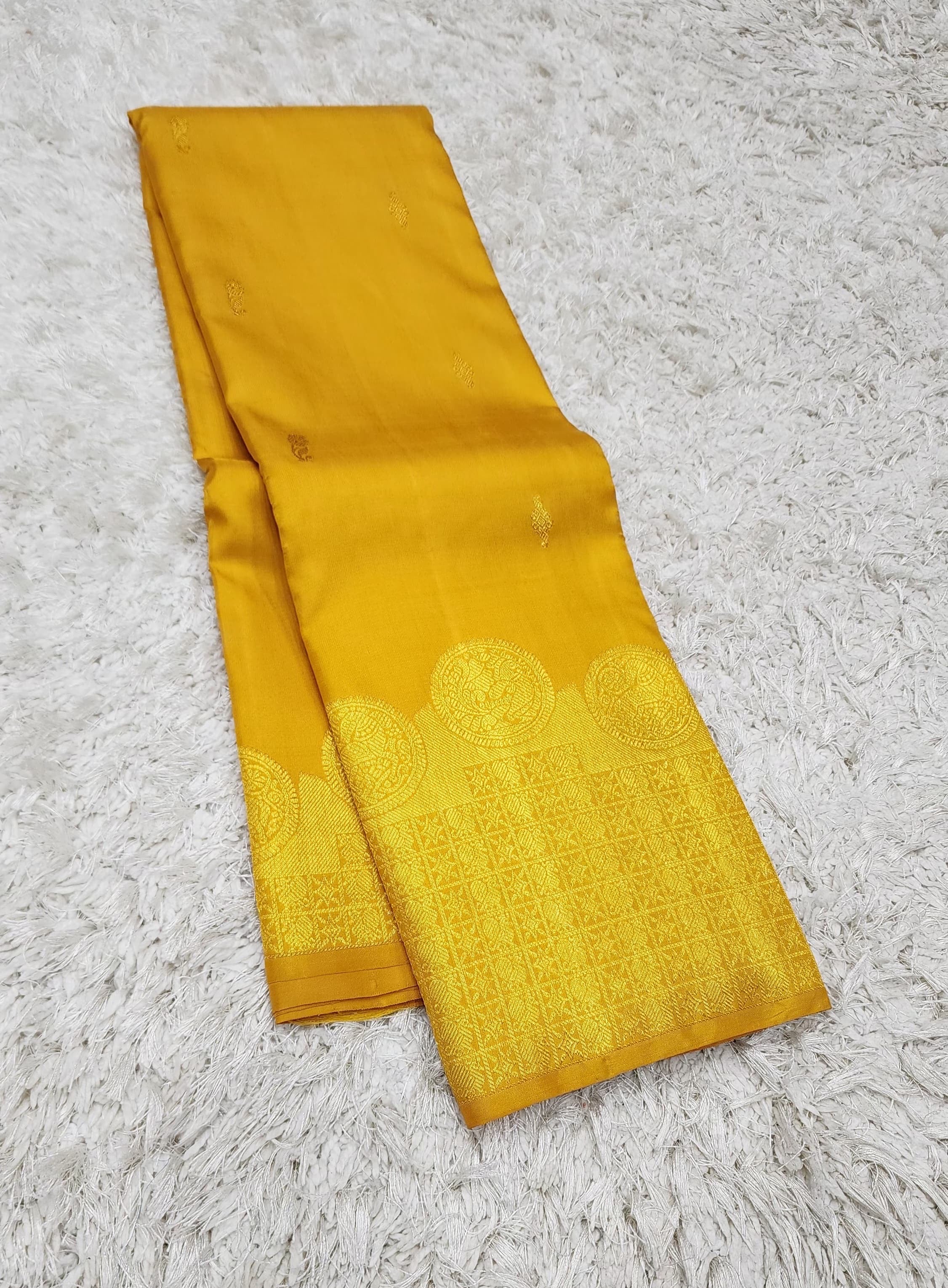 Classic Mango Yellow 2gm Zari Bridal Elegance Kanjivaram Handloom Silk Saree SS23187