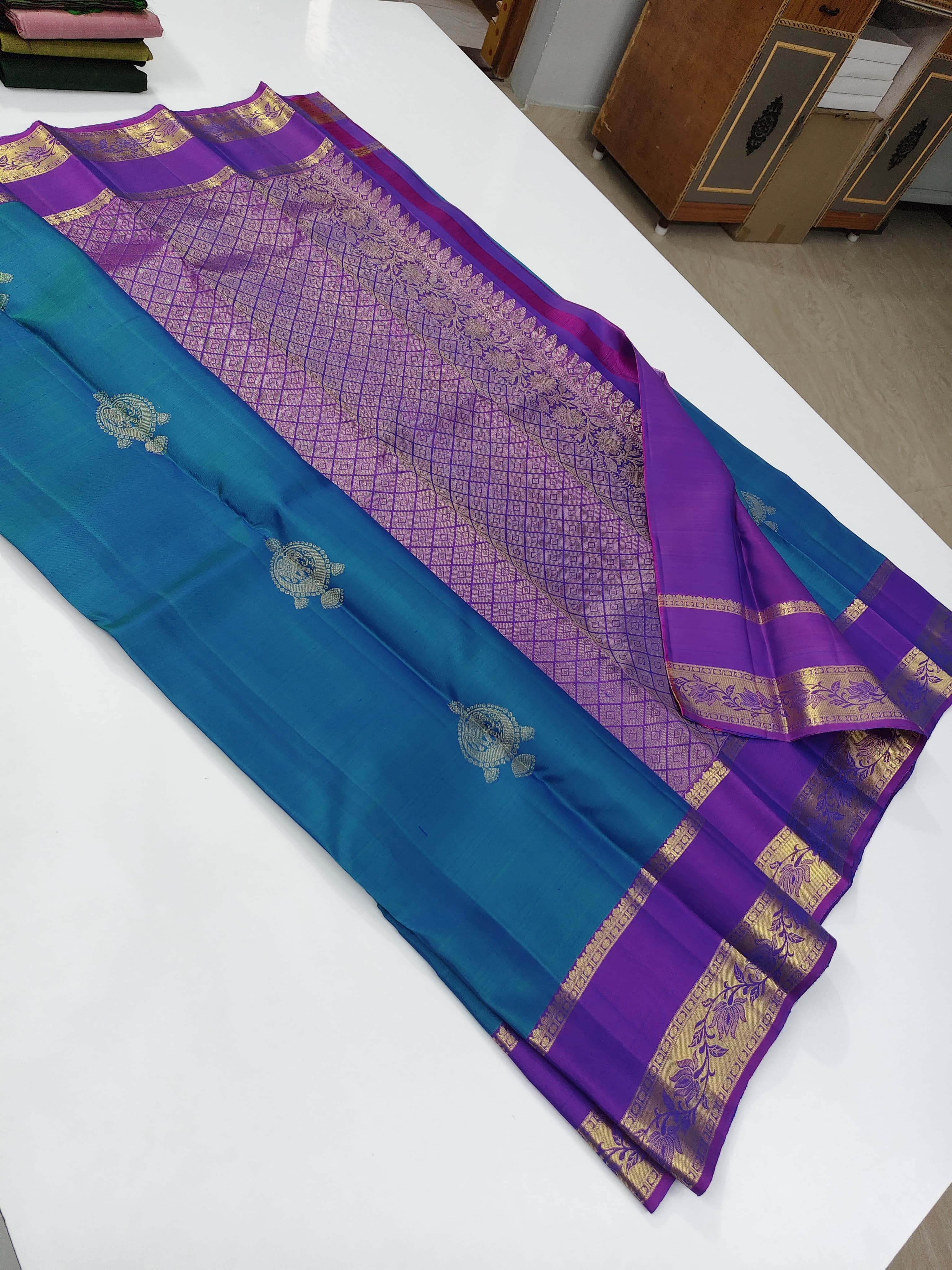 Classic Azure Blue & Purple Kanchipuram Handloom Silk Saree SS25922