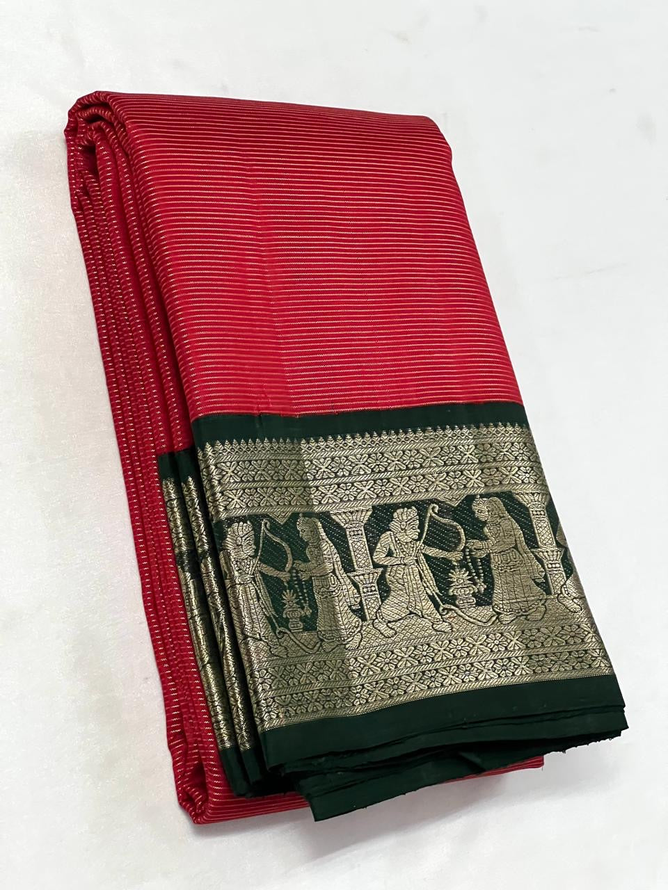 Classic Crimson Red & Bottle Green 2gm Zari Elegance Kanchipuram Handloom Silk Saree SS25228
