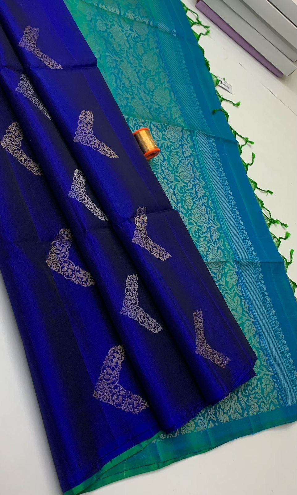 Royal Blue & Azure Blue Double Warp Elegance Handloom Soft Silk Saree SS23223