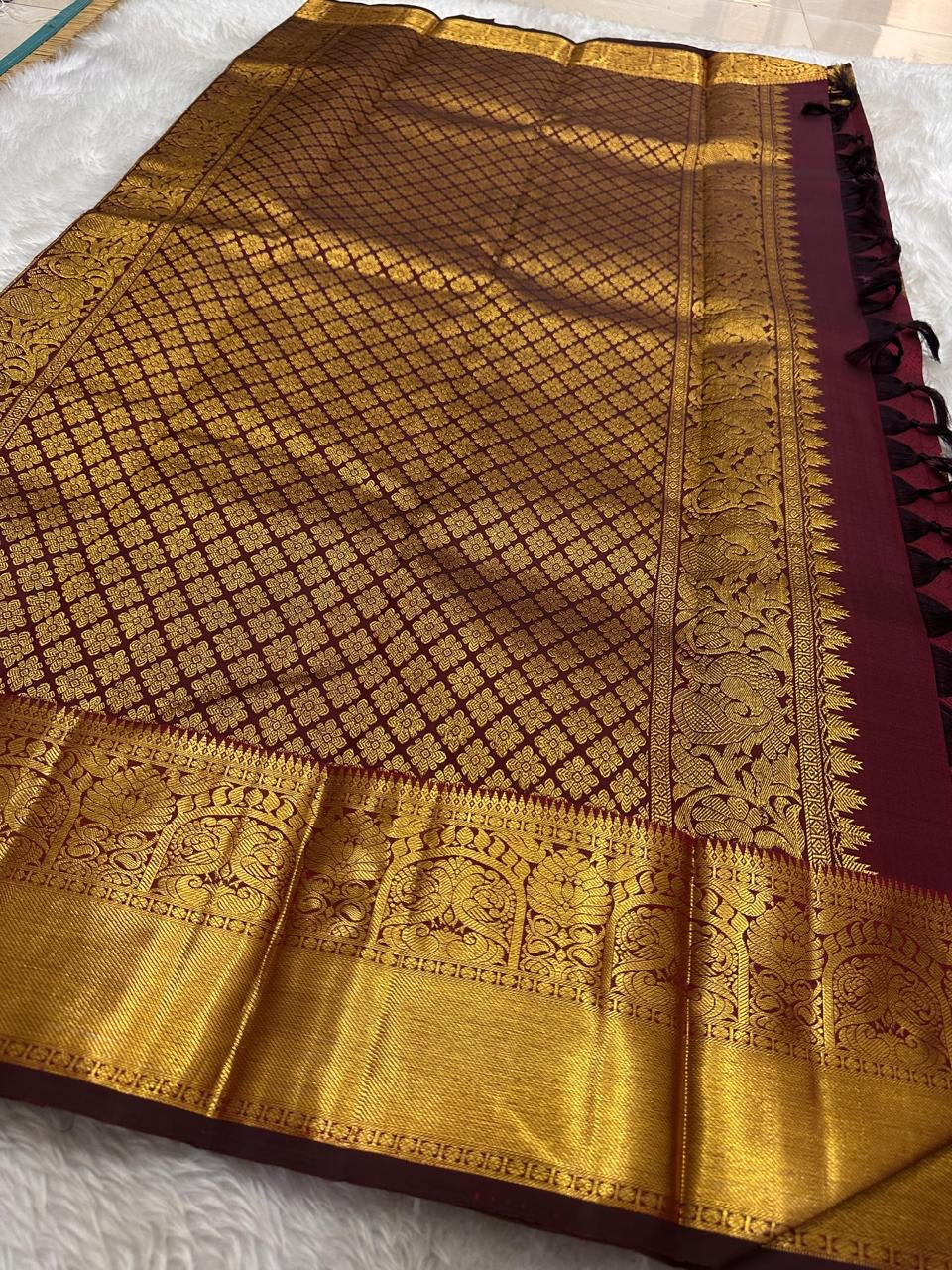 Classic Maroon Bridal Elegance Kanchipuram Handloom Silk Saree SS26087