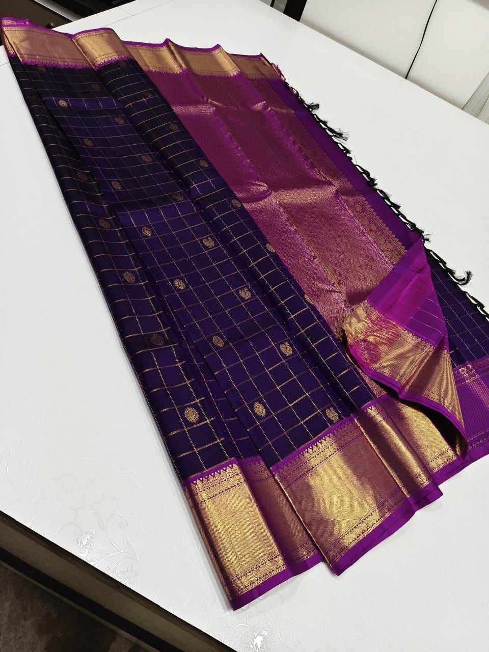 Classic Navy Blue & Purple 2gm Zari Kanchipuram Handloom Silk Saree SS25609