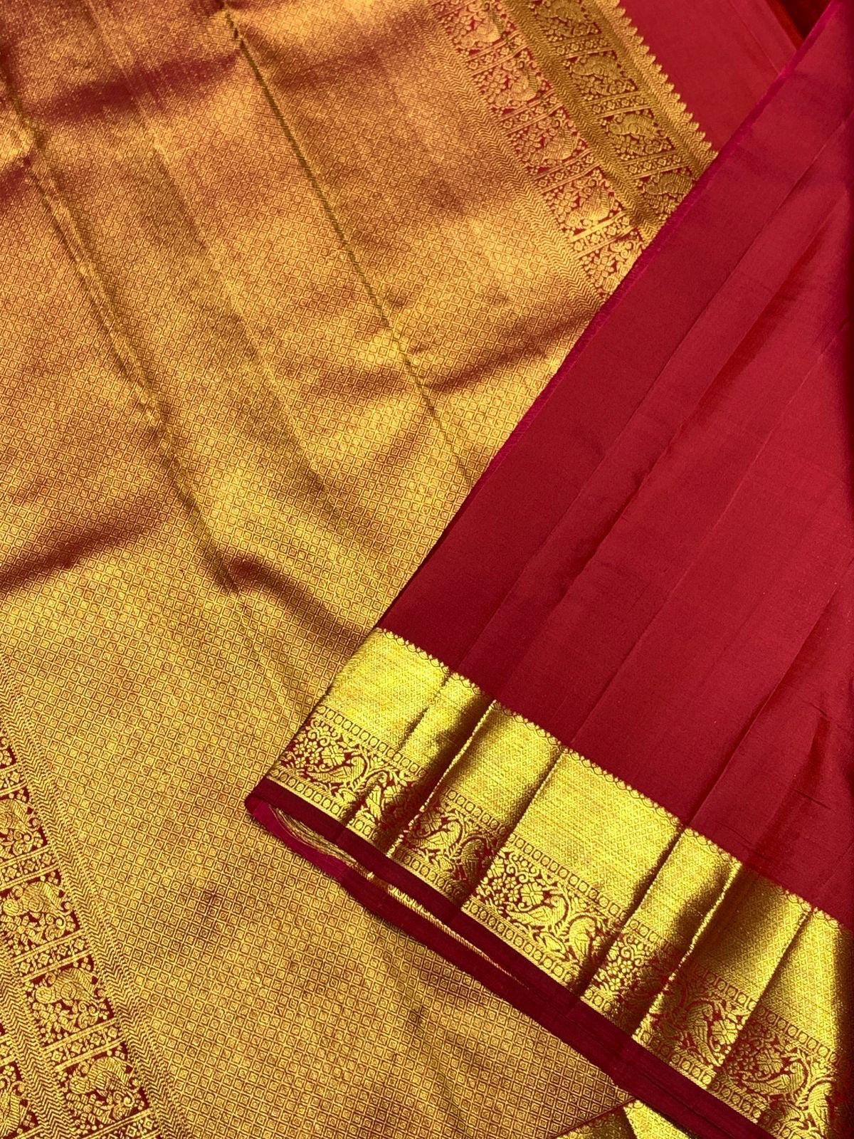 Classic Brick Red 2gm Zari Bridal Elegance Kanchipuram Handloom Silk Saree SS25369