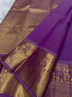 Load image into Gallery viewer, Classic Pastel Lavender Elegance Kanchipuram Handloom Silk Saree SS27241
