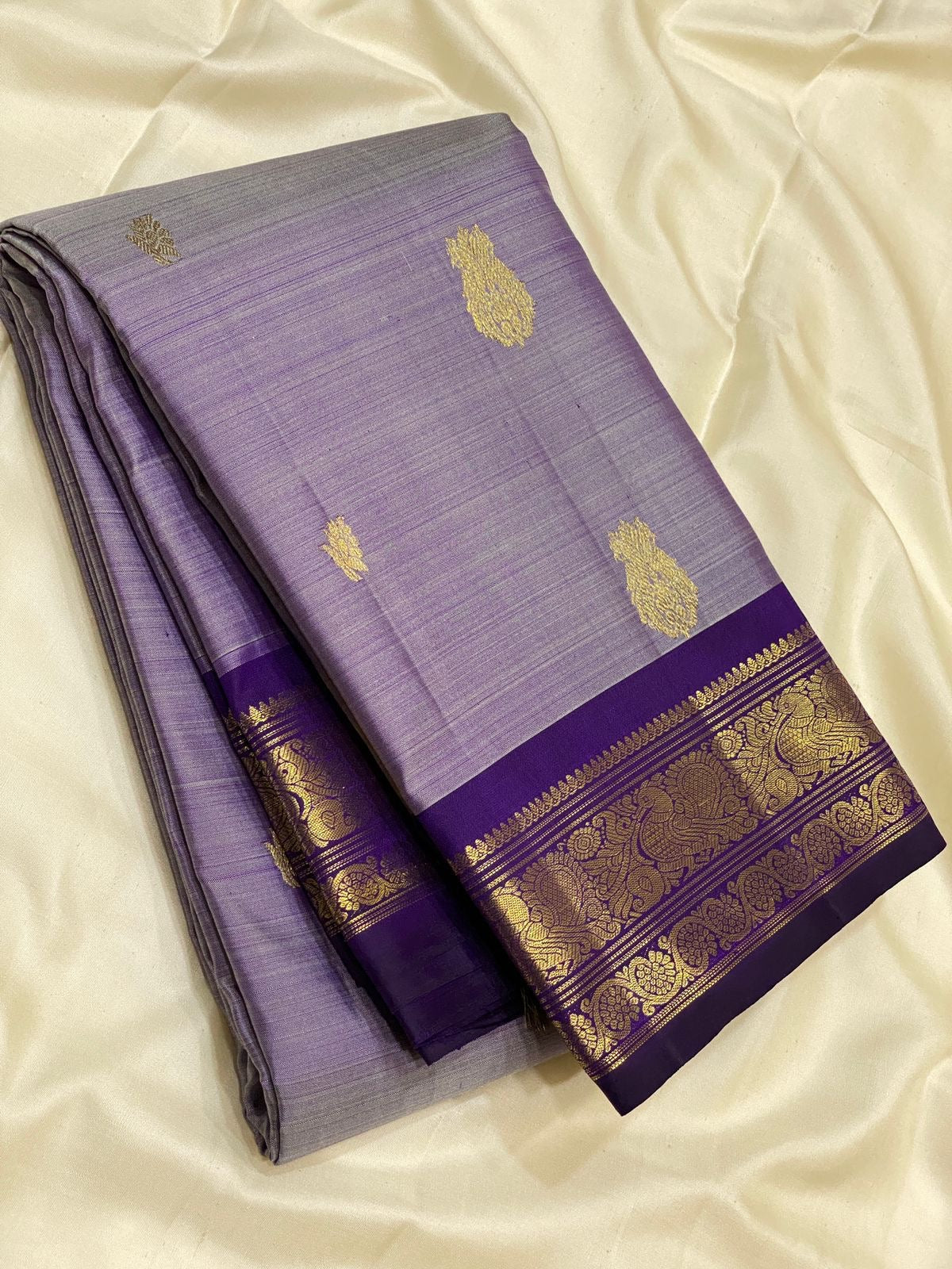 Classic Lavender & Violet 2gm Zari Elegance Kanchipuram Handloom Silk Saree SS24695