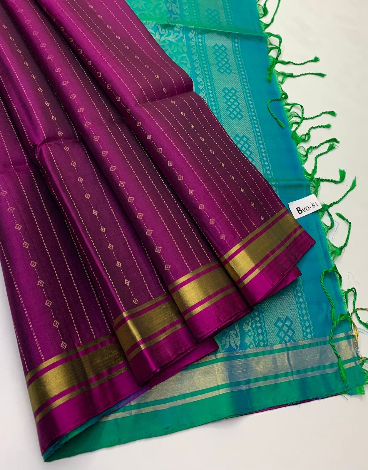 Classic Wine Red & Sea Green Elegance Handloom Soft Silk Saree SS25649
