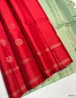 Load image into Gallery viewer, Classic Contrast Double Warp Elegance Handloom Soft Silk Saree SS28442
