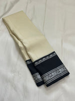 Load image into Gallery viewer, Classic Butter Cream &amp; Black Korvai Thread Kanchipuram Handloom Silk Saree SS25720
