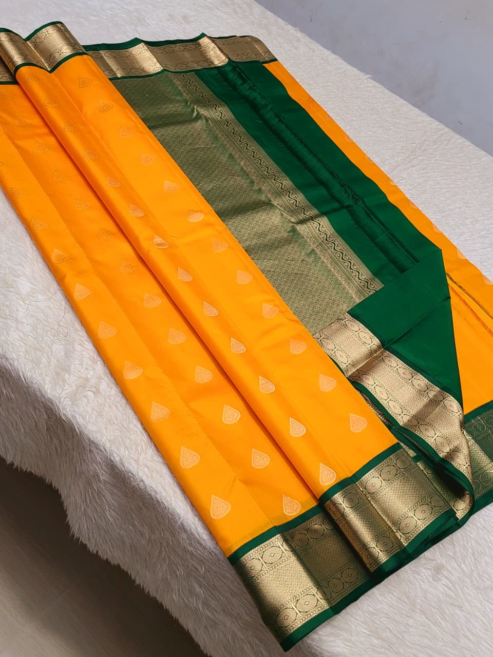 Classic Mango Yellow & Green 1gm Zari Kanchipuram Handloom Silk Saree SS26554