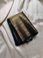 Load image into Gallery viewer, Classic Bottle Green Bridal Elegance Kanchipuram Handloom Silk Saree SS21912
