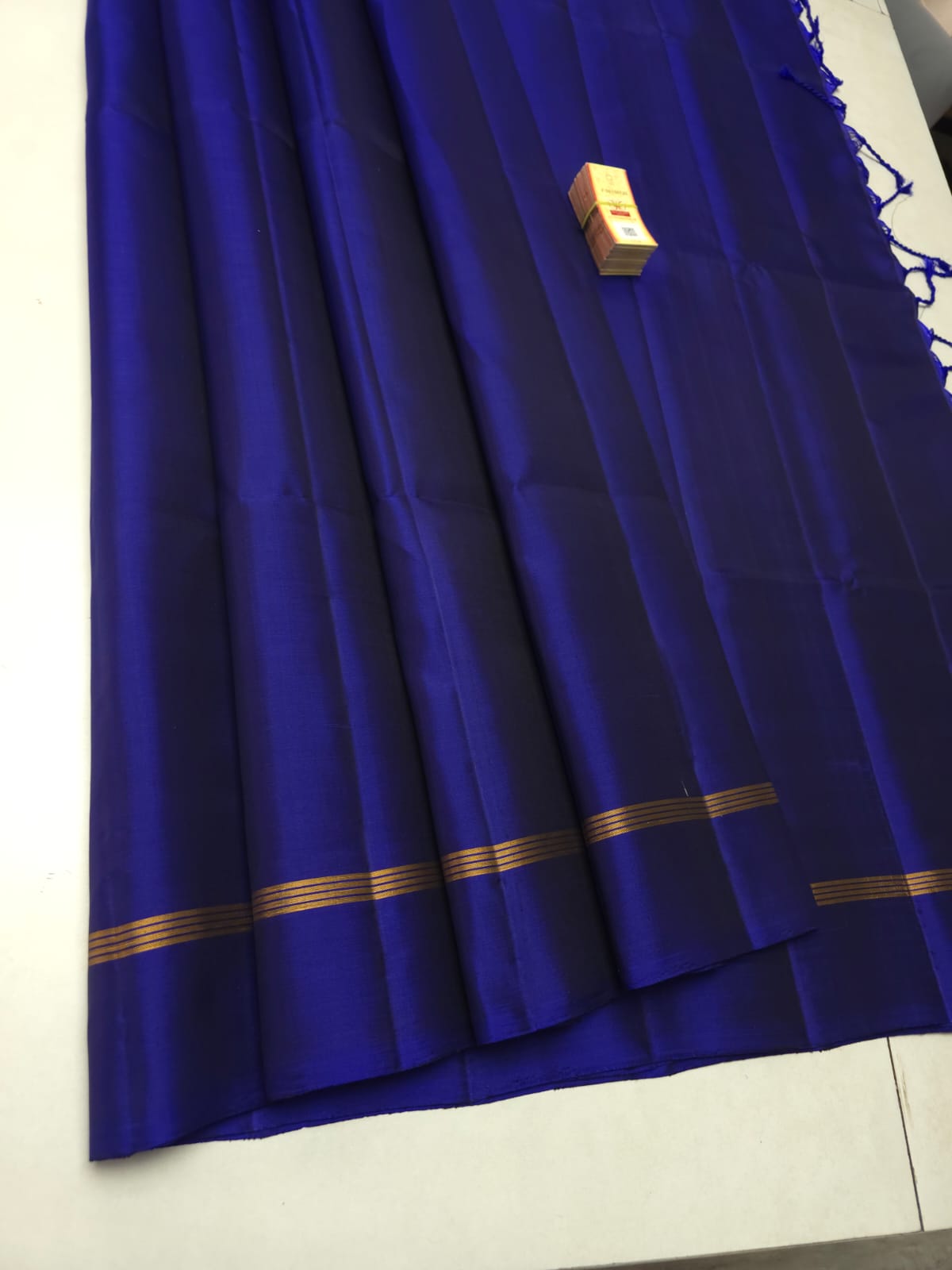 Classic Royal Blue Elegance Plain Handloom Soft Silk Saree SS26441