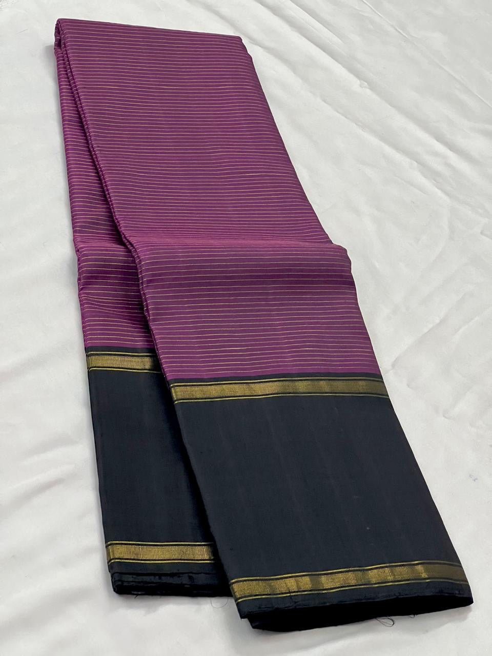 Classic Onion Pink & Charcoal Black Elegance Handloom Soft Silk Saree SS24125