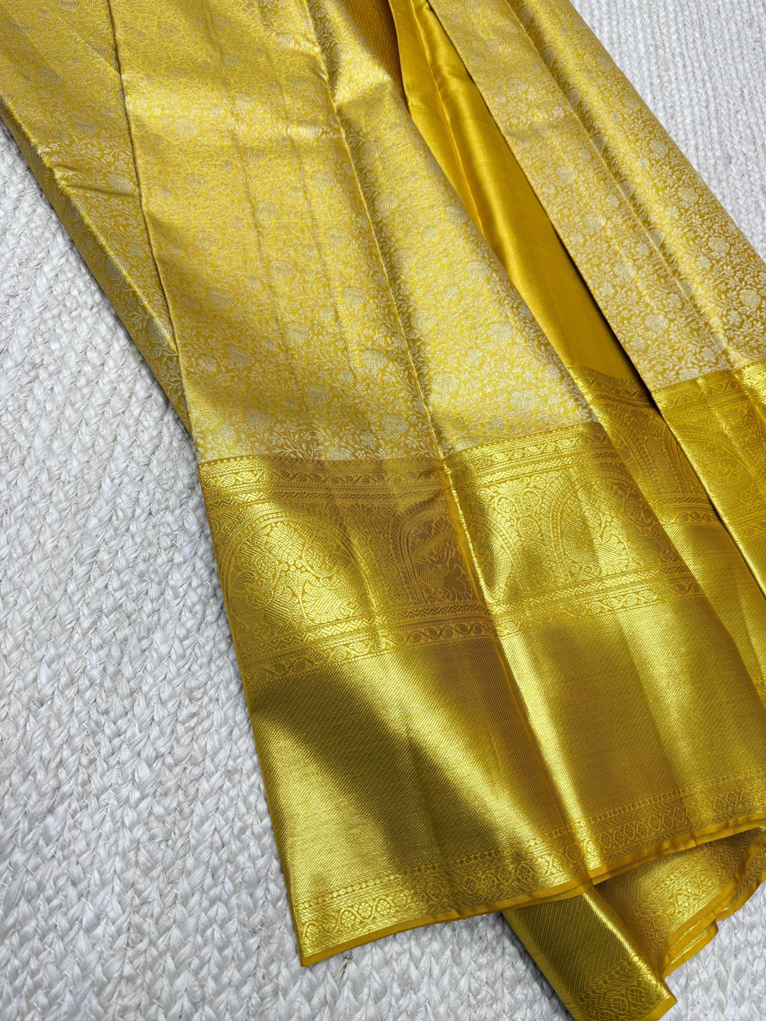 Classic Gold 2gm Zari Bridal Tissue Elegance Kanchipuram Handloom Silk Saree SS25626