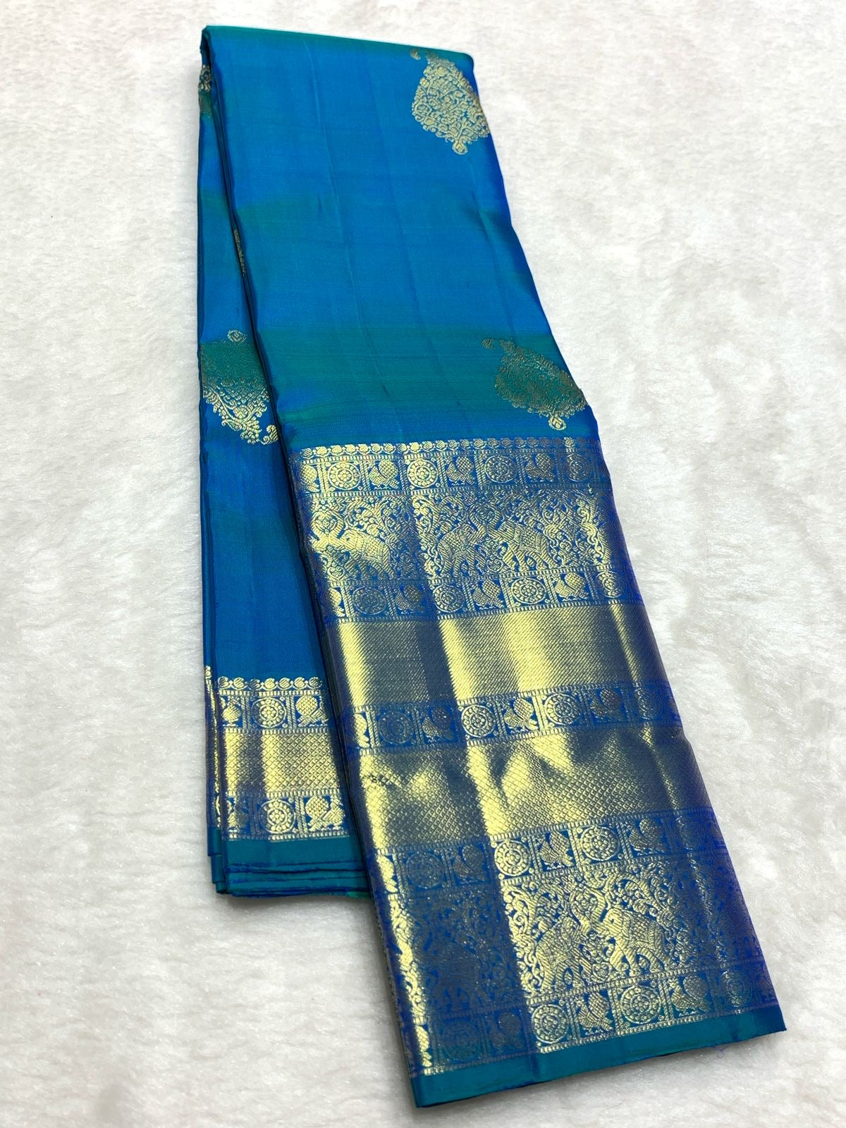 Classic Double Shade Blue 2gm Zari Bridal Elegance Kanchipuram Handloom Silk Saree SS24787