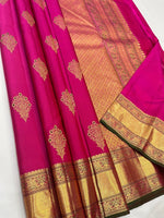 Load image into Gallery viewer, Classic Magenta Kanchipuram Handloom Silk Saree SS25622
