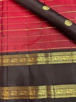 Load image into Gallery viewer, Classic Barn Red &amp; Dark Brown Chocolate 2gm Zari Kanchipuram Handloom Silk Saree SS25837
