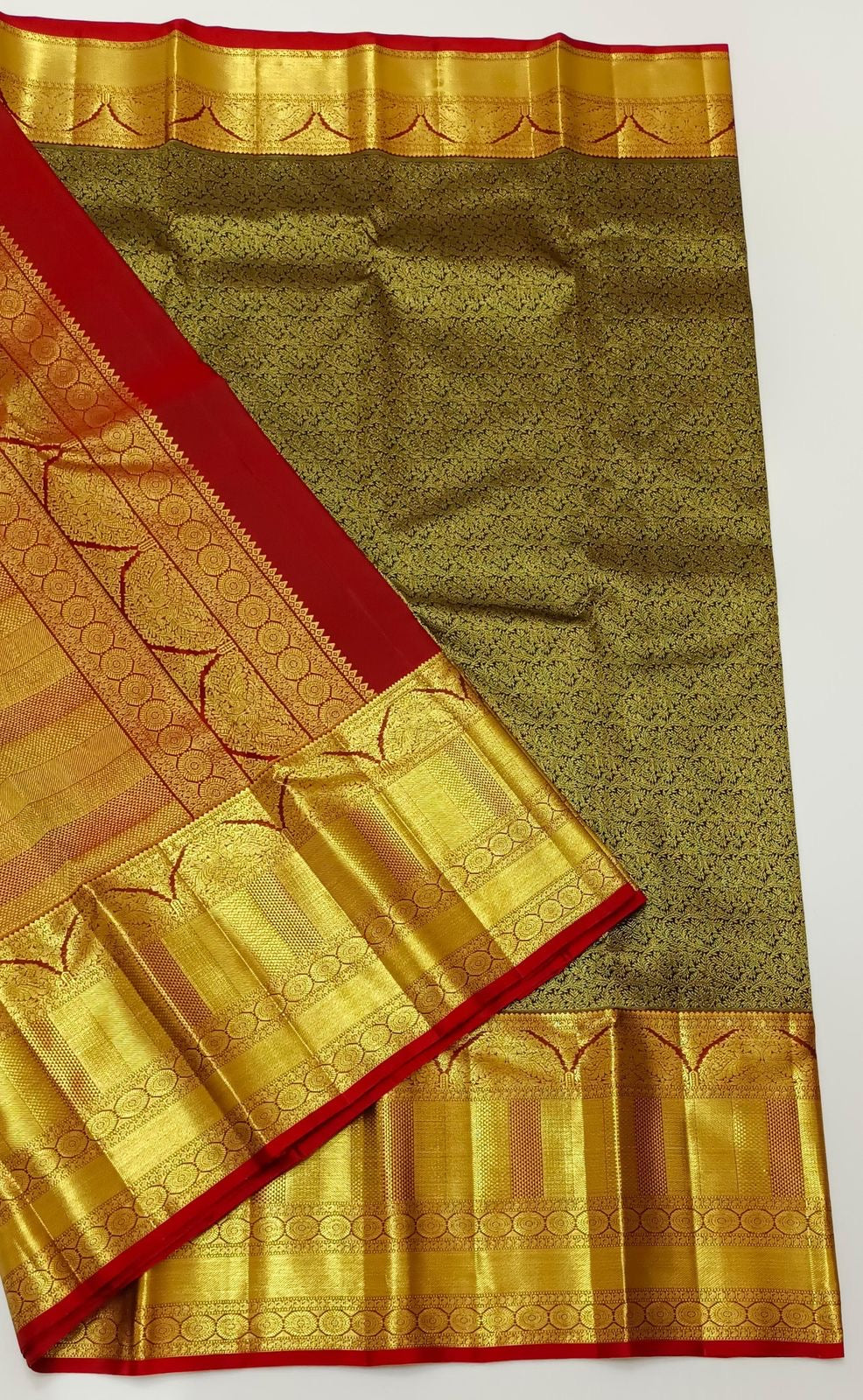 Classic Black & Maroon Red 2gm Zari Elegance Kanchipuram Handloom Silk Saree SS24461