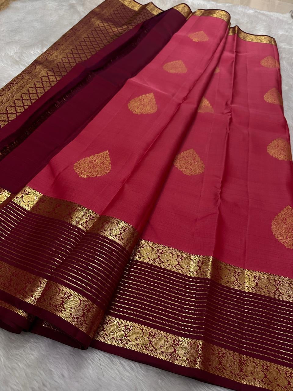 Classic Ruby Pink & Berry Red Elegance Kanchipuram Handloom Silk Saree SS24532