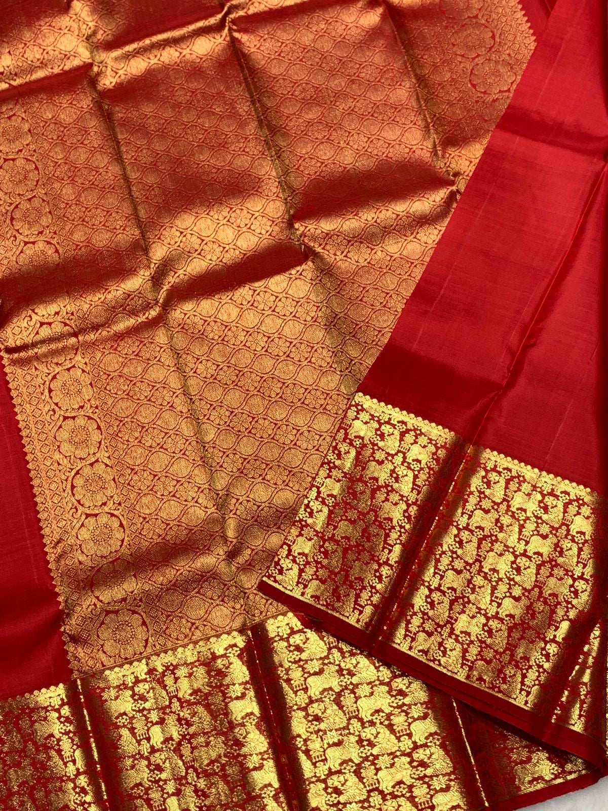 Classic Carmine Red 2gm Zari Bridal Elegance Kanchipuram Handloom Silk Saree SS25766