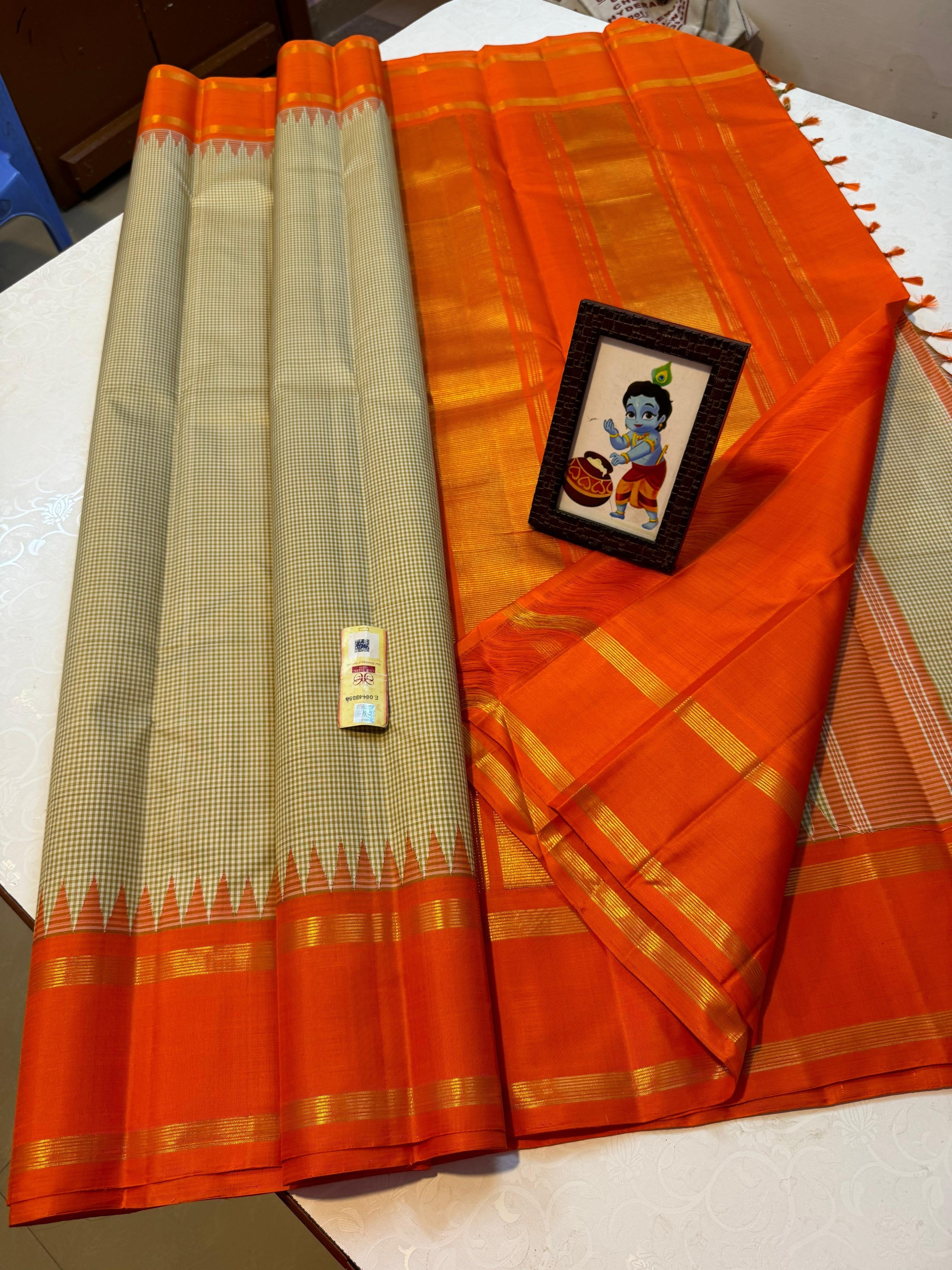 Classic Cream Checker & Orange 2gm Zari Elegance Kanchipuram Handloom Silk Saree SS24719