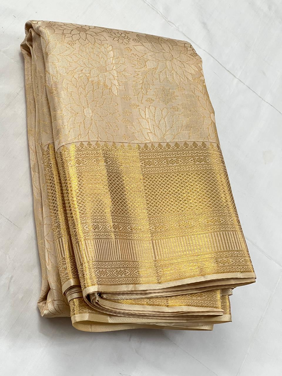 Classic Butter Cream 2gm Zari Bridal Elegance Kanchipuram Handloom Silk Saree SS25292