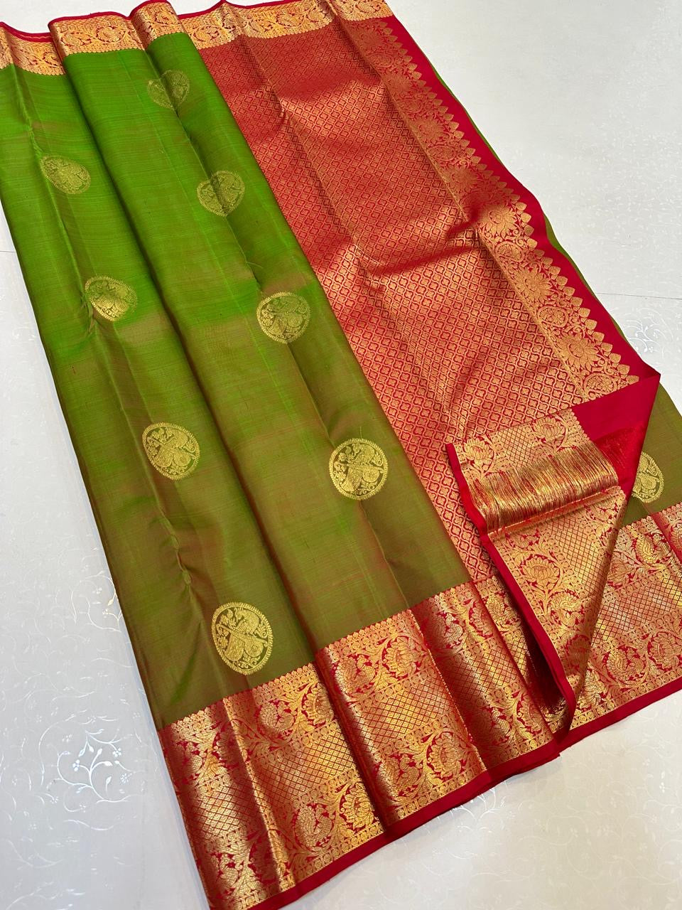 Classic Olive Green & Red Elegance Kanchipuram Handloom Silk Saree SS24324