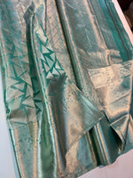 Load image into Gallery viewer, Classic Sea Green Bridal Elegance Kanchipuram Handloom Silk Saree SS26296
