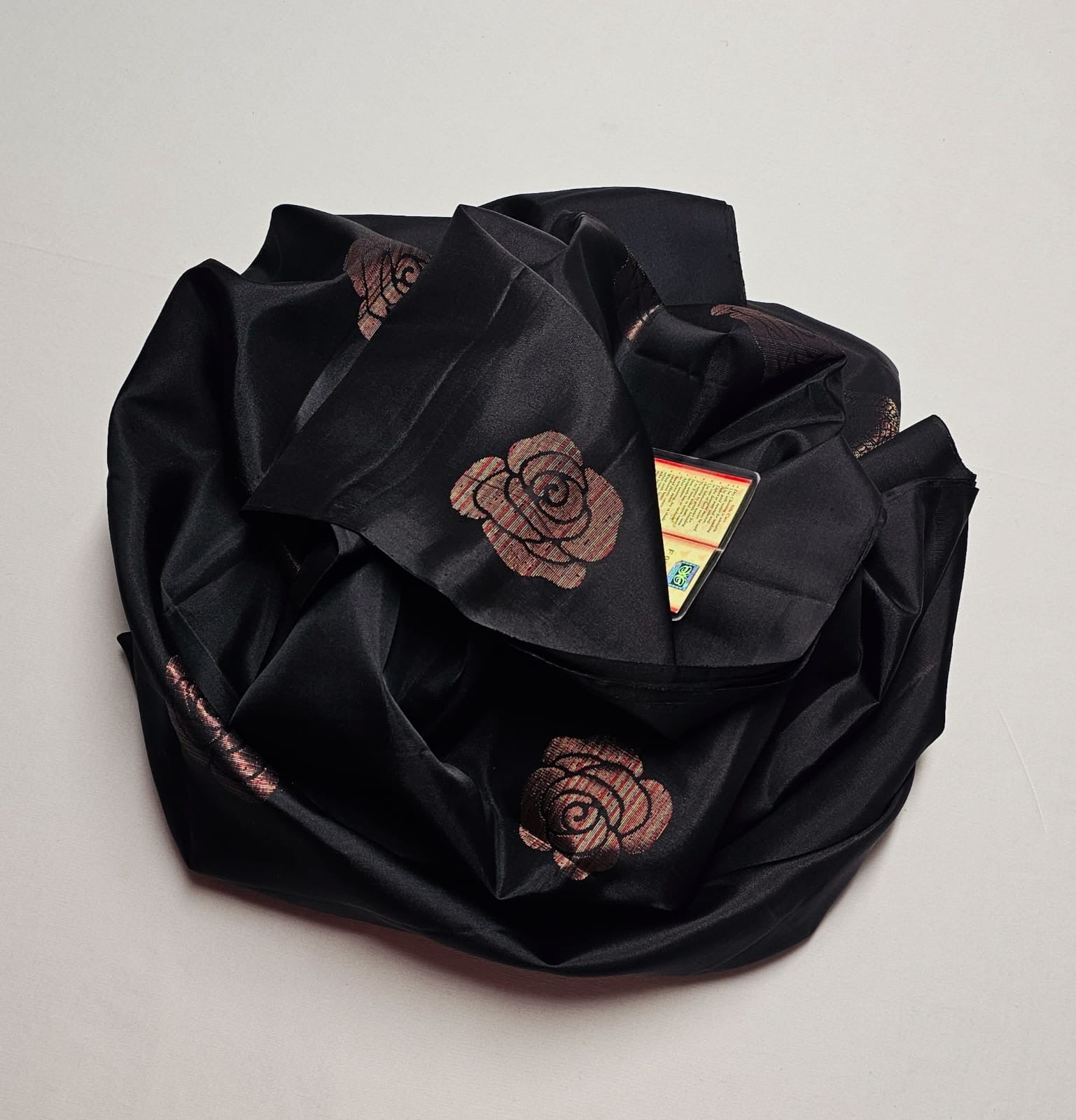 Classic Charcoal Black Elegance Handloom Soft Silk Saree SS25737