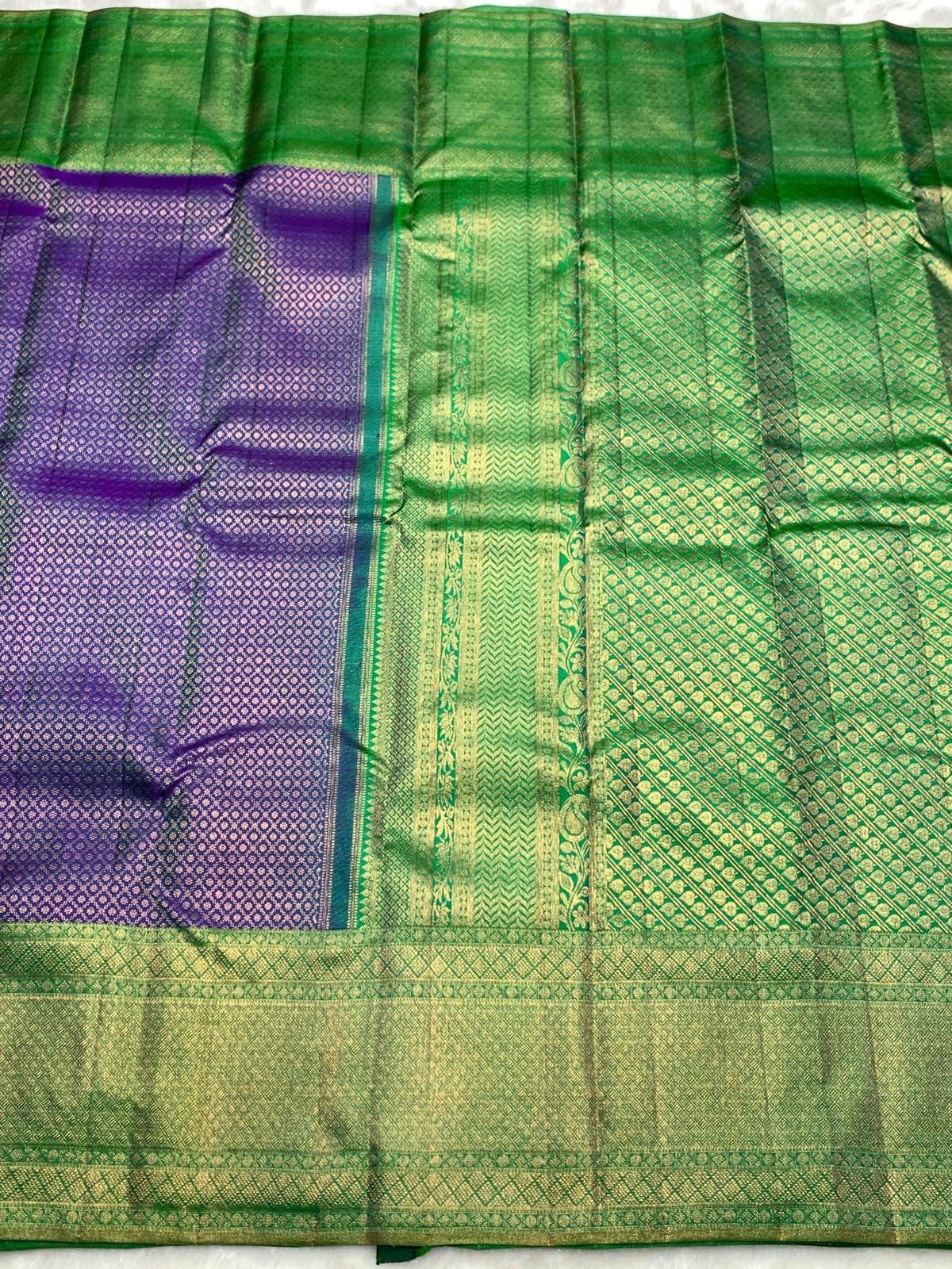 Classic Bluish Violet & Green 2gm Zari Elegance Kanchipuram Handloom Silk Saree SS25437